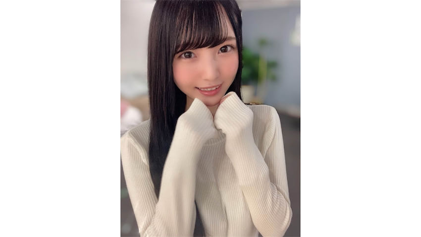 脱衣　少女 