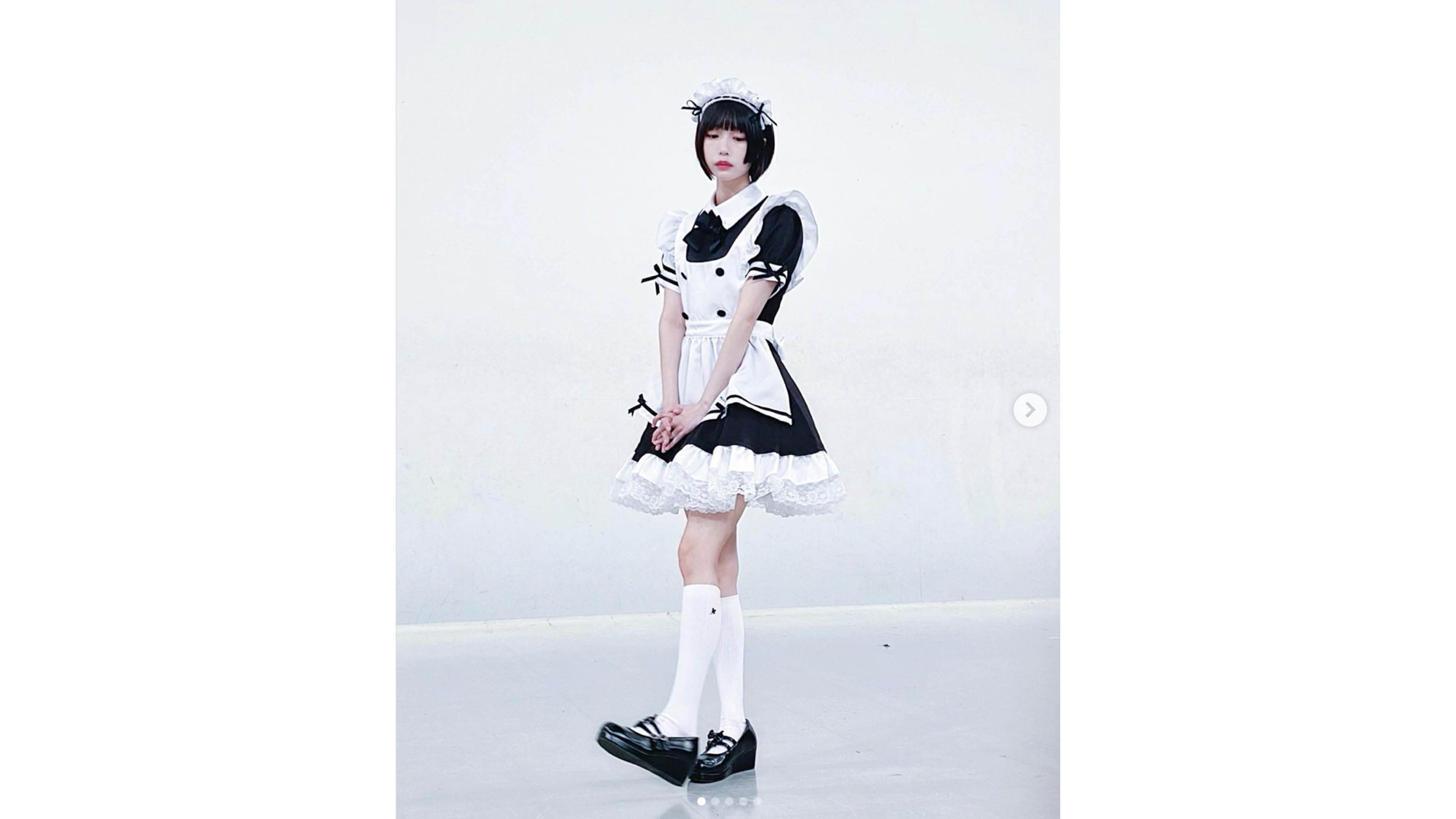 メイド、書道家…あの、様々な姿に変身したコスプレショットが