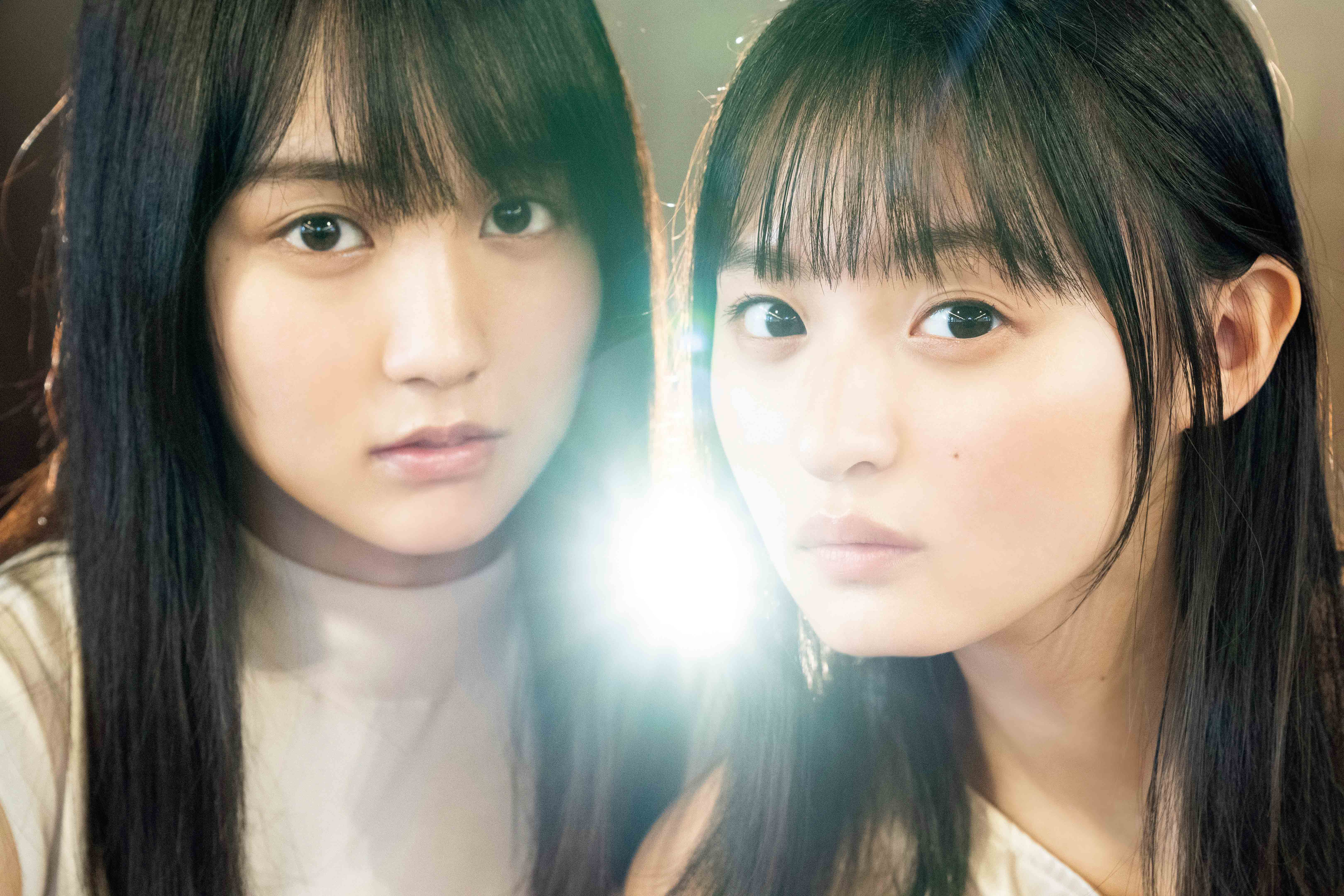 乃木坂46の賀喜遥香と遠藤さくらが魅せる幻想グラビア、4期生の