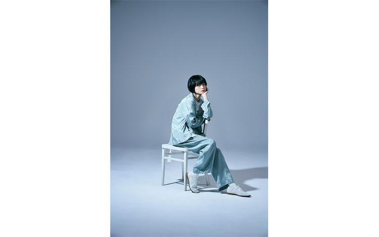 平手友梨奈ファン待望の新曲が配信リリース、クールなアートワークも解禁 | ENTAME next - アイドル情報総合ニュースサイト