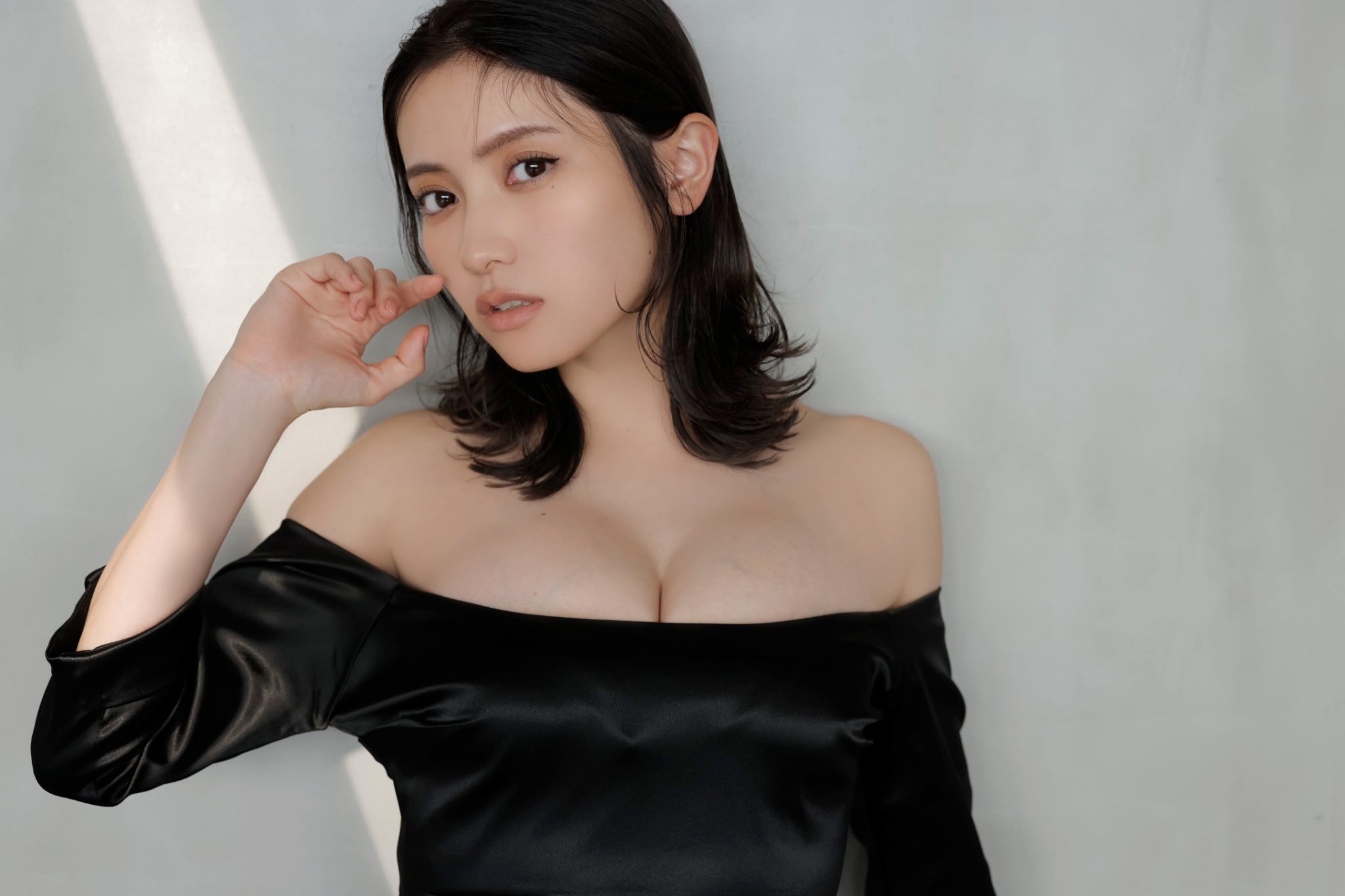 桃月なしこ　懸賞 桃月なしこ、天使と悪魔のランジェリー姿を披露！ 『EX大衆』7月