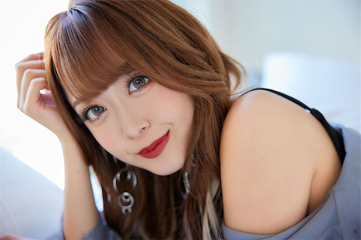 いま注目の口喧嘩最強ギャル・みりちゃむ、強気で潔いギャル哲学や過去を語る | ENTAME next - アイドル情報総合ニュースサイト