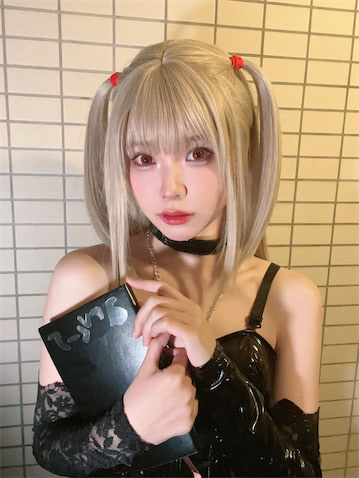 Liyuu、『DEATH NOTE』弥 海砂のコスプレショット公開「完成度