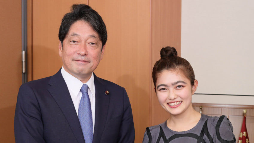 まるで夜逃げだった」小野寺五典 元防衛相に聞いた議員辞職の夜