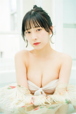 s*o様 （最終値下げ）yosugala 汐見まとい アクリルスタンド21点セッ yosugala・汐見まといが『FLASH』でランジェリー姿に、「アイドルが