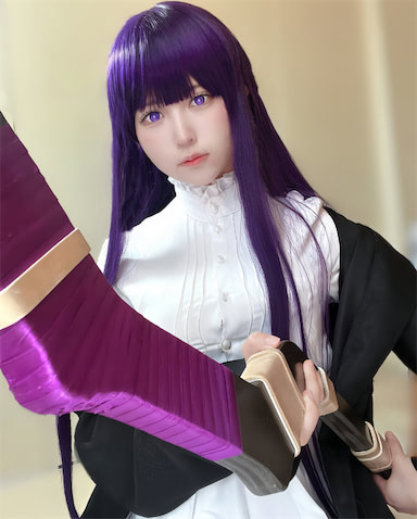 猫田あしゅ、『葬送のフリーレン』フェルンのコスプレ姿に絶賛の声 