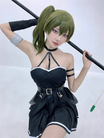 ユーベル　コスプレ コスプレ】雪村ユノ、『葬送のフリーレン』ユーベルのコスプレ姿が