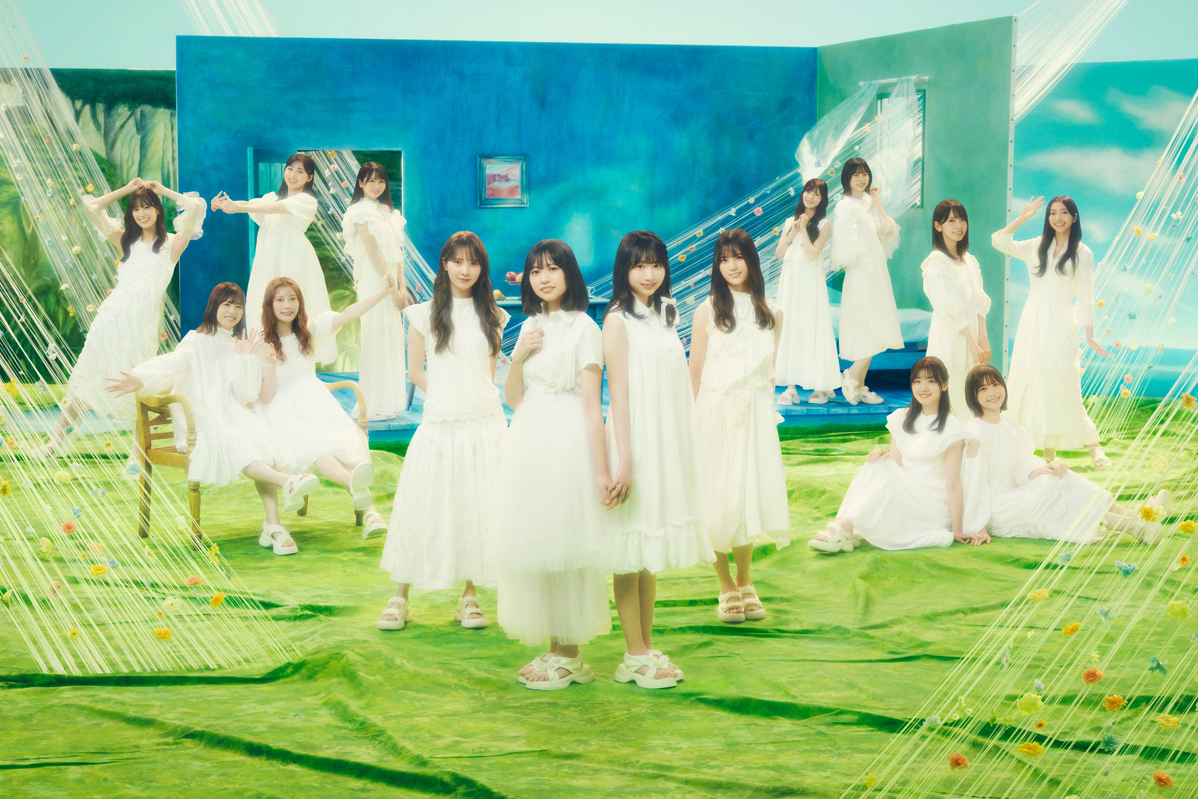 日向坂46『絶対的第六感』アーティスト写真が公開、正源司陽子と藤嶌