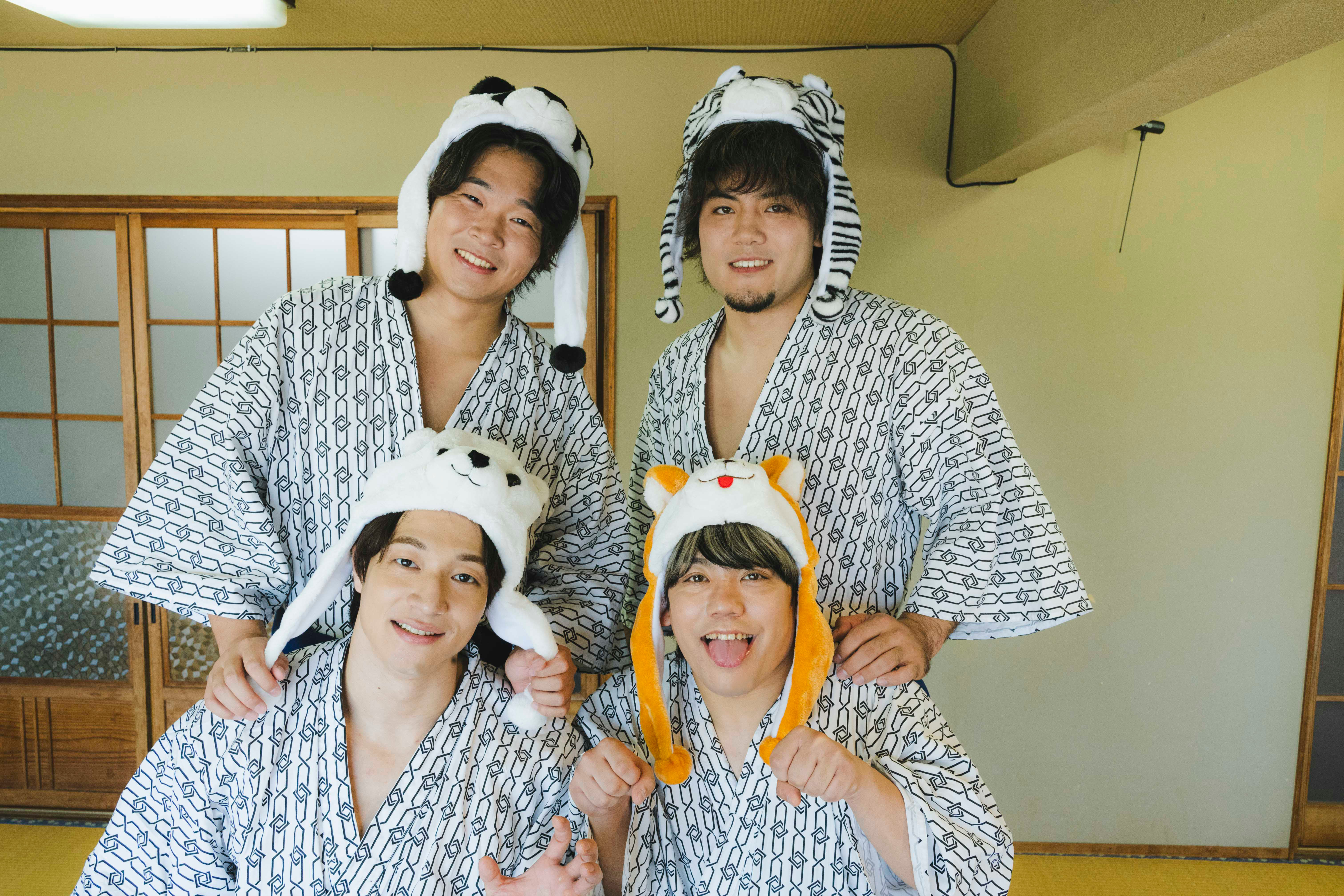 DDTプロレス 交差する熱波 サウナカミーナ 集合アクリルスタンド ddtプロレス 交差する熱波 サウナカミーナ 集合アクリルスタンド