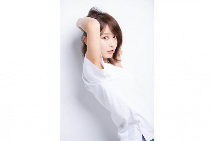 いくみ シンプルゆえに際立つ 美人度maxのショットを公開し話題に ずっと眺めていられる Entame Next アイドル情報総合ニュースサイト