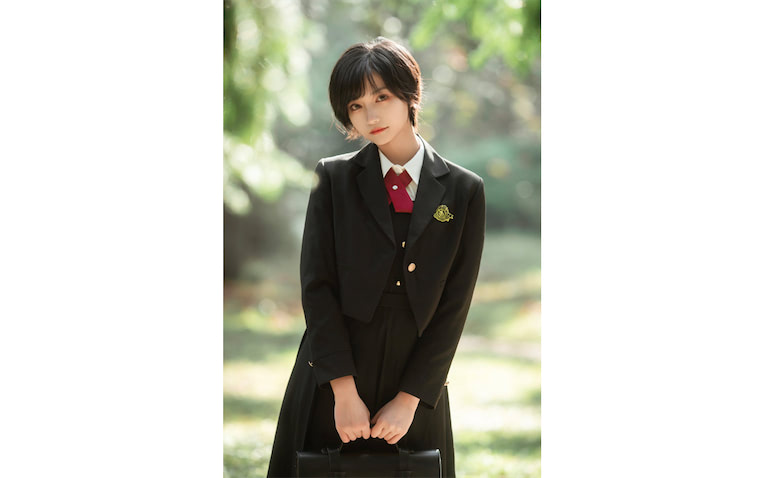 人気コスプレイヤー シェンインインの制服姿に胸キュンするファンが続出 眺めているだけで幸せ Entame Next アイドル情報総合ニュースサイト