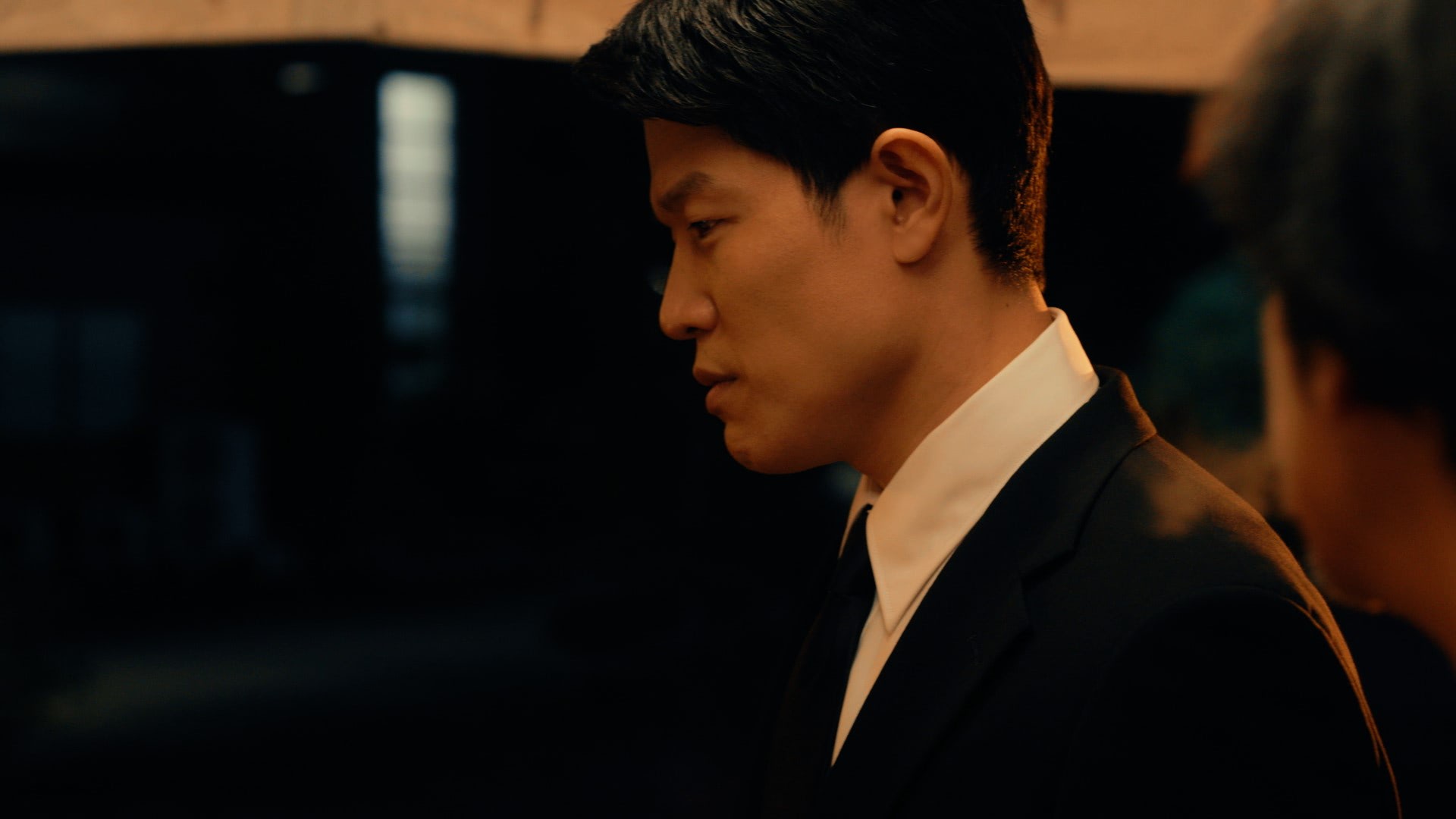 『エルピス』9話で本領発揮、プロデューサーもイチオシ・岡部たかしが演じる村井の深み | ENTAME next - アイドル情報総合ニュースサイト