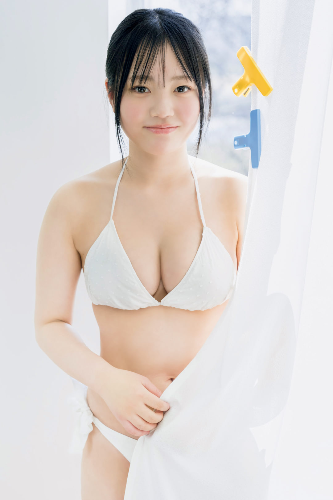岡崎 紗絵 グラビア