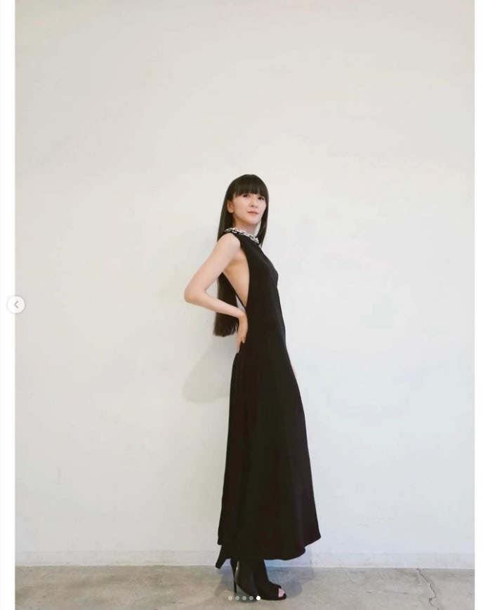 Perfume かしゆか、美スタイル際立つカレンダーオフショットを公開「眼福の極み」 | ENTAME next - アイドル情報総合ニュースサイト
