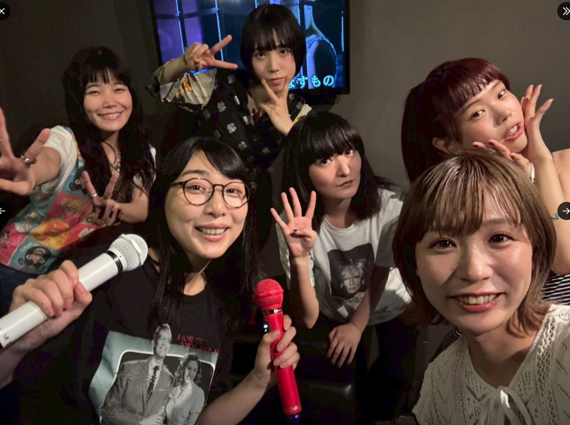 元BiSHメンバー“揃い踏み写真”にファン感激「6人集合すると眩し