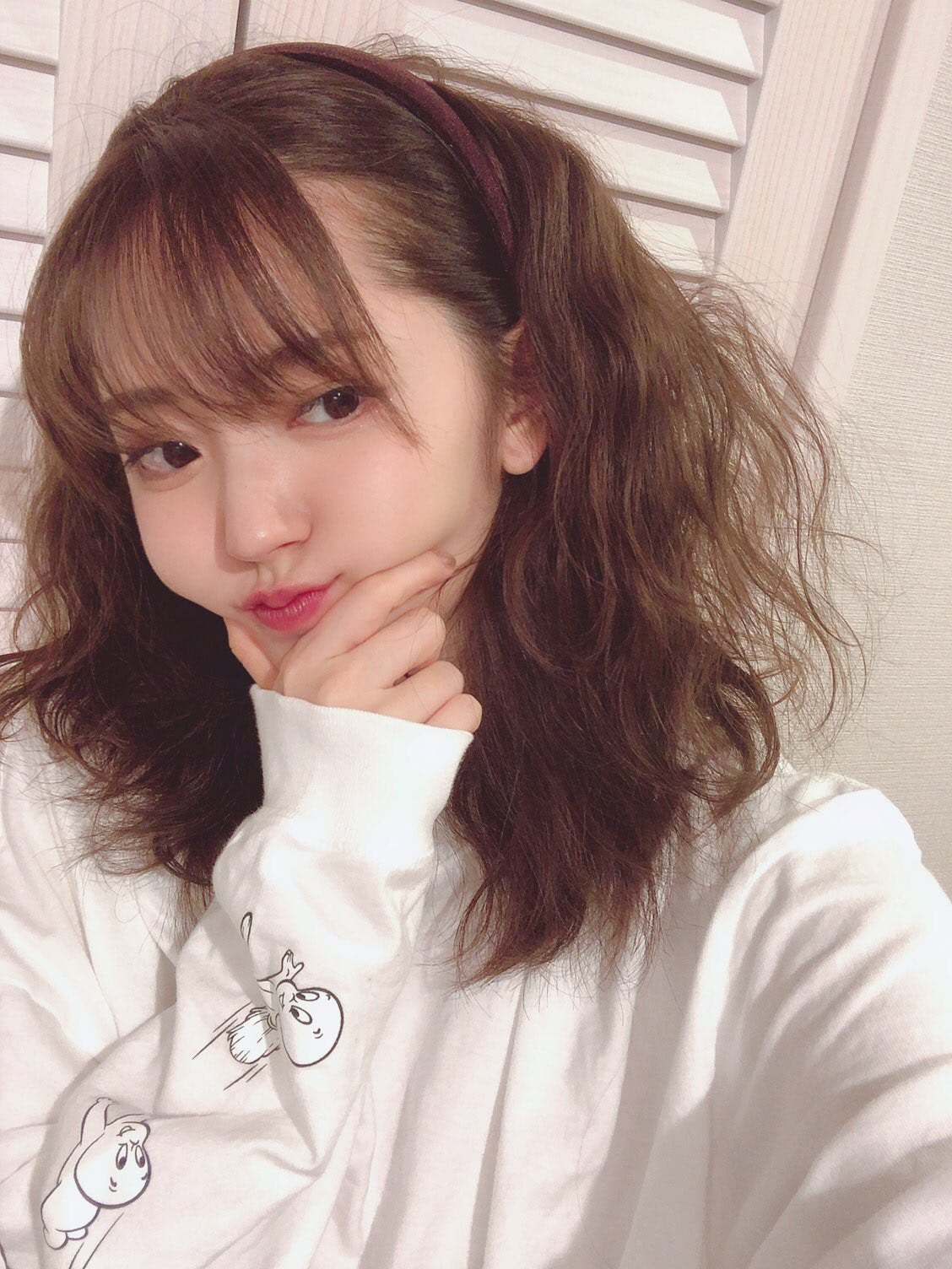 フォロワー万人突破も不機嫌フェイス 鈴木愛理の投稿が 写真のチョイスが面白い と話題に Entame Next アイドル情報総合ニュースサイト